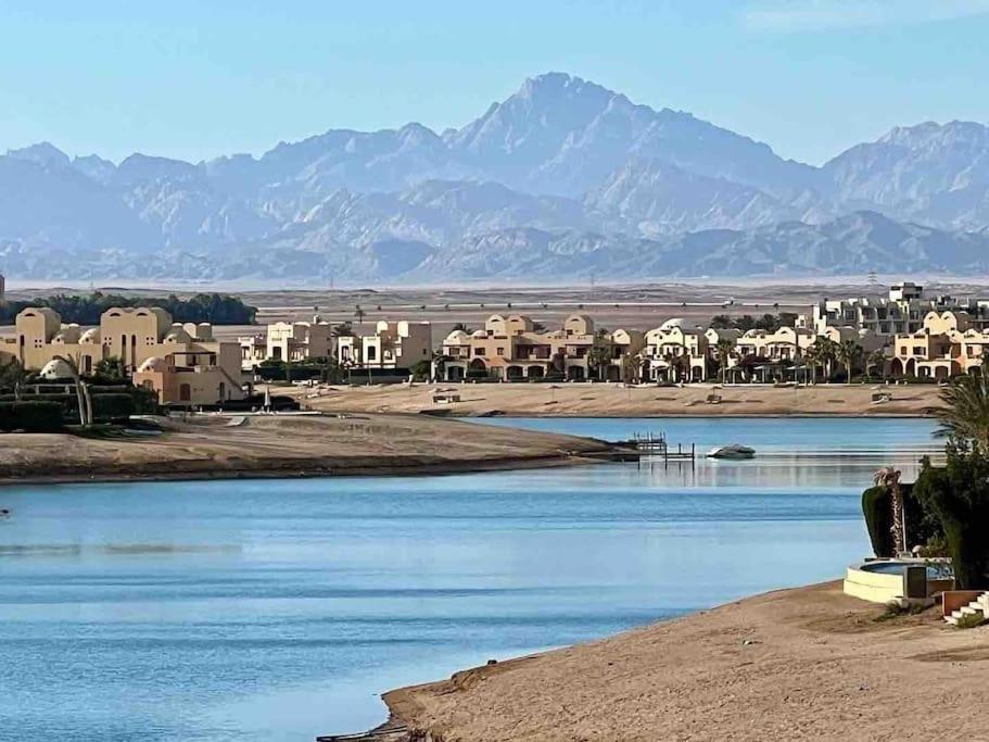 Artsy 1 Bedroom Apt/ Free Pool & Lagoon Access @Elgouna Hurghada Exteriér fotografie